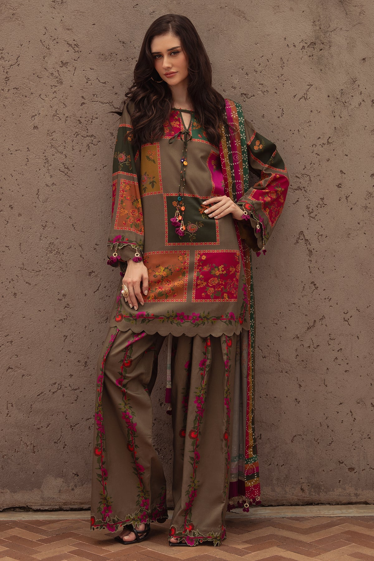 SUNDOORI 3PC PRINTED SUIT