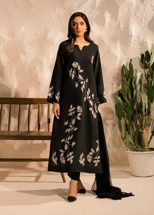 BLACK PETALS 03 -VIRRORA